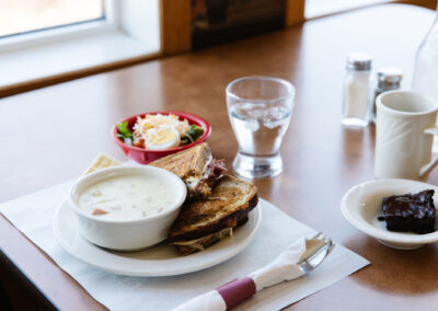 sandwich and soup lunch placesetting